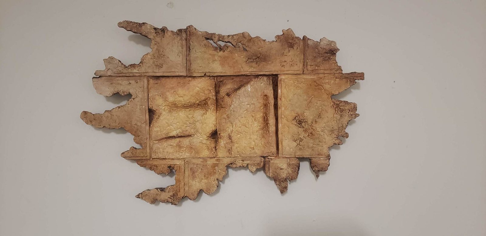 The Broken Kotel